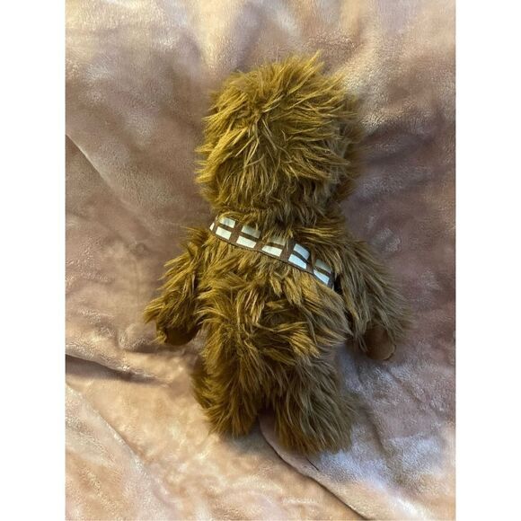 Star Wars Chewbacca 13” plush toy - Picture 4 of 4
